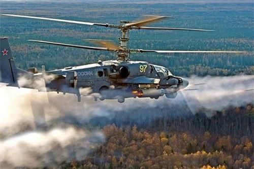 Tình đối đầu giữa trực thăng tấn công Ka-52 và hệ thống phòng không Tor được đặt ra khi Không quân Nga điều dòng trực thăng này đến bán đảo Crimea. Để tăng cường khả năng tồn tại trước hệ thống tên lửa đất đối không của đối phương, trước khi được điều đến Crimea, Không quân Nga đã kịp thời trang bị cho Ka-52 hệ thống tác chiến điện tử cực mạnh (EW), bản nâng cấp của Vitebsk.