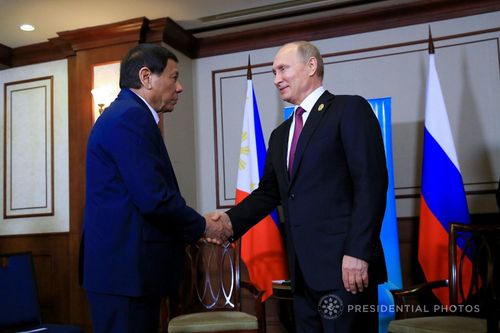Tổng thống Nga Vladimir Putin bất ngờ nhận lời mời tới thăm Philippines