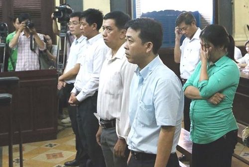 Các bị cáo tại phiên tòa tháng 9-2019 (Ảnh CTV)