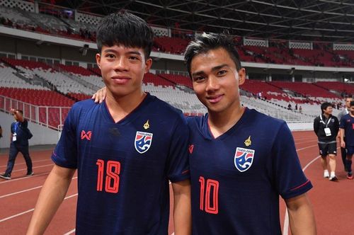 Ekanit đứng trước cơ hội theo bước Chanathip sang Nhật Bản