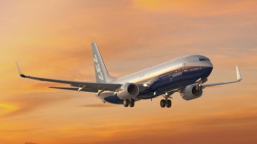  Ra mắt từ năm 1993 nhưng đến năm 1996, Boeing 737 NG mới chính thức sản xuất và bán ra thị trường. Chiếc Boeing NG đầu tiên được tung ra là −700, vào ngày 8/12/1996. (Ảnh: Boeing) 