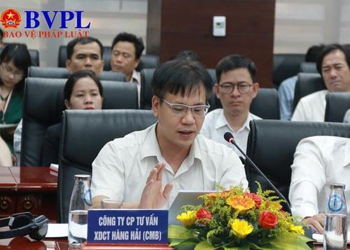  Ông Lê Tấn Đạt - Phó Tổng Giám đốc Công ty CP Tư vấn xây dựng Hàng hải phát biểu tại hội thảo.