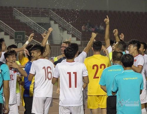 U19 Việt Nam chính thức đoạt vé dự VCK U19 châu Á 2020 khi lọt vào top 4 đội nhì có thành tích tốt nhất. Ảnh: Mai Anh