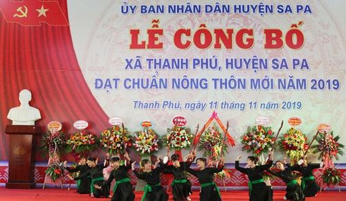 Tiết mục văn nghệ tại Lễ công bố.