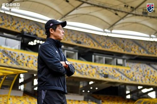 Thầy trò huấn luyện viên Nishino sẽ làm khách trên sân Bukit Jalil. Ảnh: Changsuek.