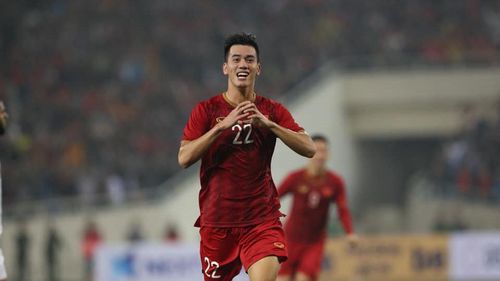 Tiến Linh ghi bàn duy nhất của trận đấu