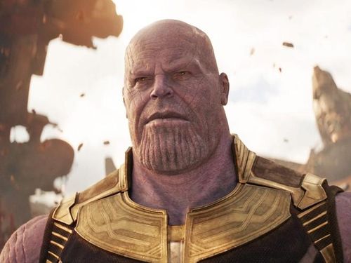 Thanos có thể quay trở lại nhờ du hành thời gian và Viên đá Thời gian. 