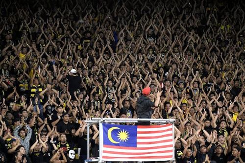 Hình ảnh cổ vũ cực đẹp tại Bukit Jalil đêm 19/11.