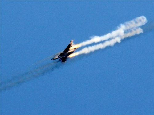 Cường kích Su-25 ra đời vào thời Xô viết, với nhiệm vụ yểm trợ cho lục quân Liên Xô.