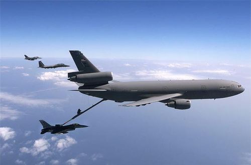 Tới năm 2024, các máy bay tiếp liệu trên không KC-10 sẽ được Không quân Mỹ cho về hưu để thay thế bằng các loại máy bay tiếp liệu đời mới hơn đó là KC-46 Pegasus. Nguồn ảnh: BI.