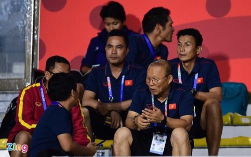 Thầy trò HLV Park sẵn sàng cho trận chung kết SEA Games 30. Ảnh: Thuận Thắng.
