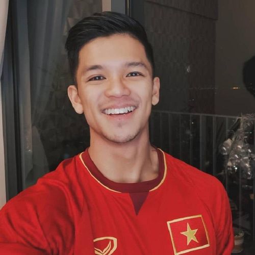 Trọng Hiếu.