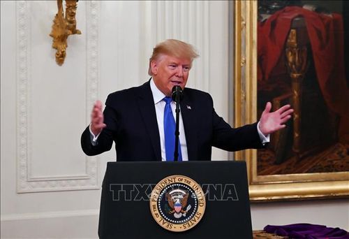 Tổng thống Mỹ Donald Trump phát biểu tại Nhà Trắng ngày 21/11/2019. Ảnh: AFP/TTXVN