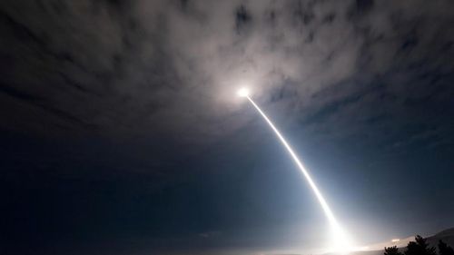 Một vụ phóng tên lửa của Mỹ. Ảnh: REUTERS