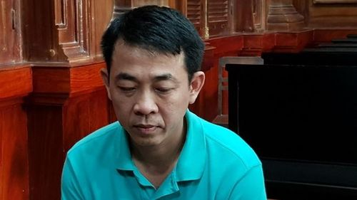 Bị cáo Hùng tại tòa.