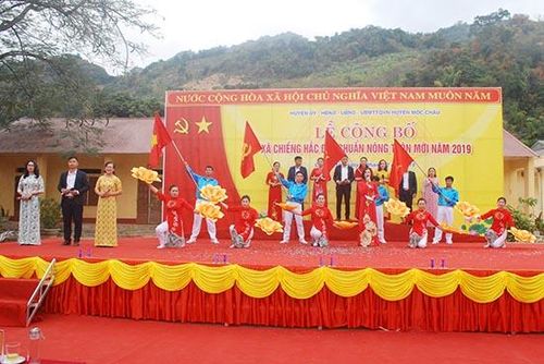 Chương trình văn nghệ chào mừng Lễ công bố xã Chiềng Hắc đạt chuẩn nông thôn mới