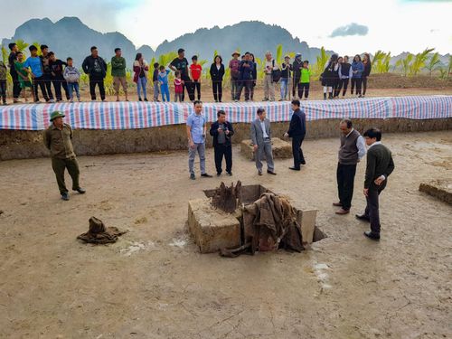 Tại các hố khai quật còn nhiều lớp trầm tích khác thu hút sự quan tâm của giới nghiên cứu.