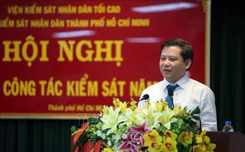 Viện trưởng Viện Kiểm sát nhân dân tối cao Lê Minh Trí phát biểu tại hội nghị. Ảnh: Thành Chung/TTXVN