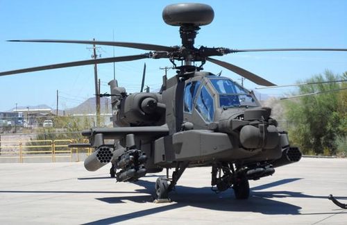  AH-64E được trang bị động cơ mới với sức mạnh hơn 2000 mã lực/chiếc, giúp nó đạt 330km/h, tốc độ hành trình 265km/h. 