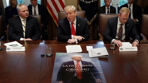  Ngay sau khi vụ tấn công diễn ra, nội các của Tổng thống Trump đã nhóm họp khẩn cấp. Vị Tổng thống Mỹ tuyên bố "mọi thứ vẫn ổn" và sẽ có bài phát biểu vào sáng hôm sau. 
