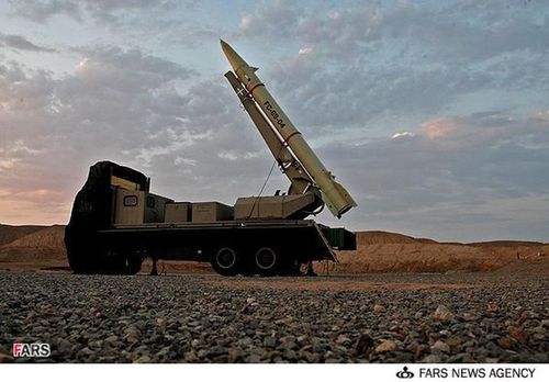  Tổng thống Mỹ sau đó cho biết sẽ áp các biện pháp trừng phạt kinh tế bổ sung đối với Iran và chính quyền của ông đang tiếp tục xem xét các lựa chọn khác để đáp trả các cuộc tấn công tên lửa của Iran. 