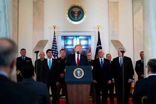 Tổng thống Trump phát biểu hôm 8/1 sau vụ tấn công tên lửa của Iran. Ảnh: NYT.