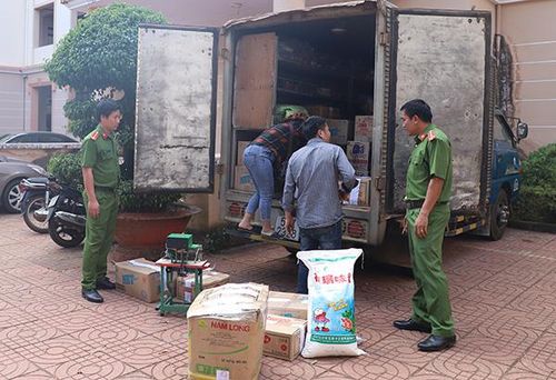 Phòng Cảnh sát kinh tế Công an tỉnh Đắk Nông thu giữ tang vật của vụ việc.