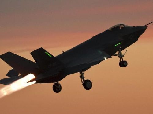  Như vậy rõ ràng là F-35 không phải là dự án tốn kém và vô dụng của Mỹ. 