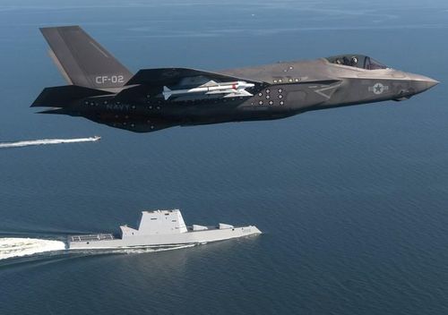  Theo tính toán của nhà sản xuất máy bay F-35 Lockheed Martin, số máy bay F-35 dự kiến sẽ bán được khoảng 3.200 chiếc trên toàn thế giới. 