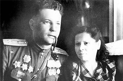 Ivan Fedorov và vợ Anna Artemevna (Nguồn: weaponews.com)