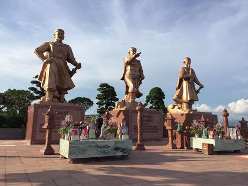Khu di tích Bạch Đằng Giang, trên đất Thủy Nguyên, Hải Phòng.