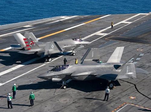  F-35C là phiên bản duy nhất chưa thực chiến, trong khi F-35A và F-35B đã tham chiến tại Syria và Afghanistan, tại các chiến trường này chúng được đánh giá là vượt cả sự mong đợi. 