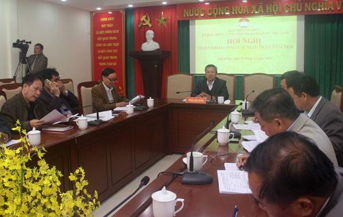 Các đại biểu tham dự hội nghị trực tuyến toàn quốc về triển khai nhiệm vụ công tác mặt trận năm 2020 tại đầu cầu Lâm Đồng
