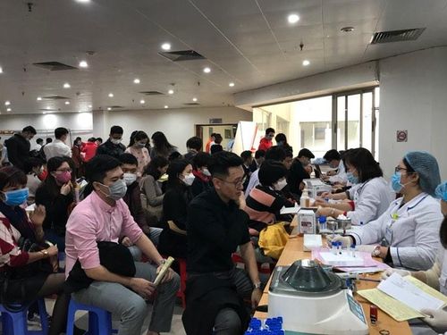 Khu khám, xét nghiệm sàng lọc trước khi hiến máu.