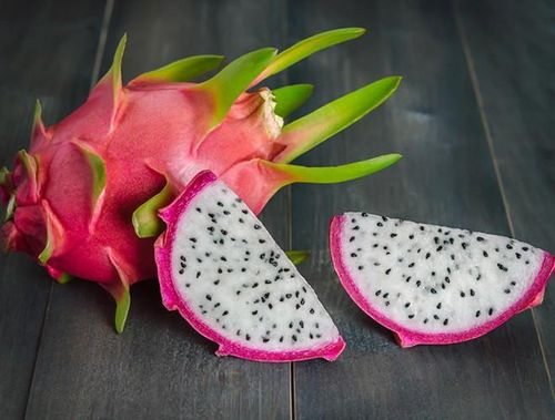  Do đó, không chỉ hỗ trợ tiểu đường, cải thiện thị lực, việc ăn nhiều thanh long còn cung cấp nhiều chất sắt cho cơ thể, giúp tăng lưu thông máu 