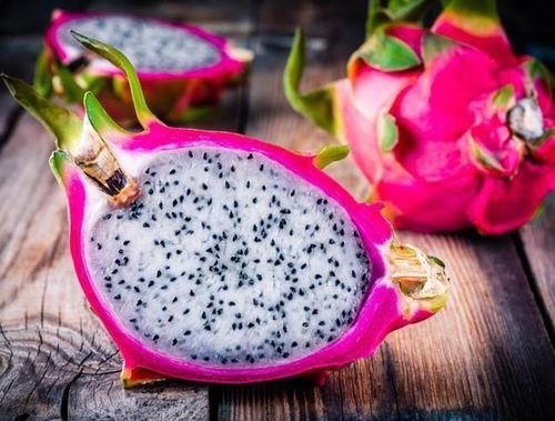  Tốt cho sức khỏe tim mạch: Thanh long có chứa Flavonoid, một chất chống oxy hóa có nguồn gốc thực vật, rất quan trọng cho một trái tim khỏe mạnh, giúp chống lại các bệnh liên quan đến tim mạch 