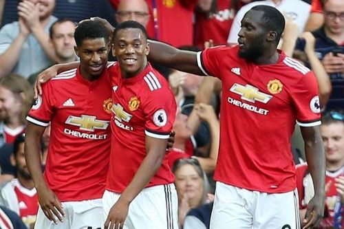 Sau Lukaku, HLV Conte muốn cuỗm thêm Martial từ MU