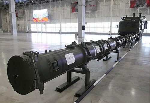 Theo đánh giá từ các chuyên gia quân sự, tên lửa 9M729 có thể dễ dàng vượt qua hệ thống phòng không đối phương thông qua đường bay phức tạp với nhiều lần chuyển hướng ở độ cao rất thấp.