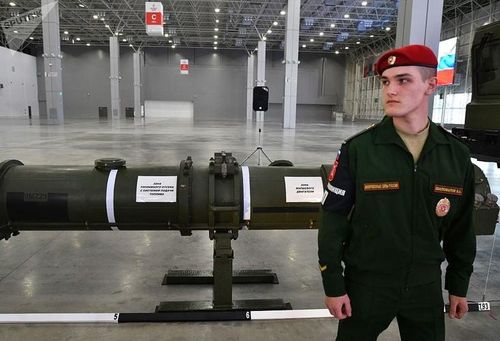 "Theo ông Stoltenberg, 9M729 là hệ thống tên lửa di động, dễ ẩn nấp và có thể vươn tới các thành phố châu Âu trong một thời gian rất ngắn sau khi được phóng đi", tạp chí Deutsche Welle của Đức cho biết.