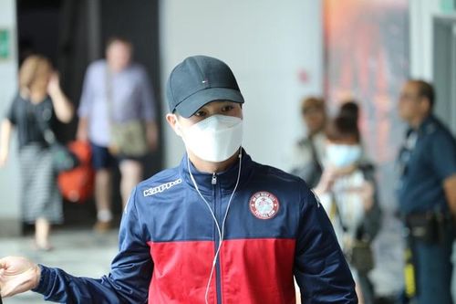  Trước đó, đội bóng mà Công Phượng đang đầu quân đã gửi công văn cho Liên đoàn Bóng đá Việt Nam với mong muốn AFC hoãn trận đấu với Hougang United. Tuy nhiên, AFC vẫn cho trận đấu này diễn ra bình thường. 