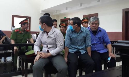 Các bị cáo tại tòa hôm 10/2.