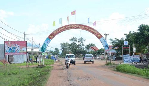 Diện mạo nông thôn mới dần hiện hữu ở Ia Lâu. Ảnh: Vĩnh Hoàng