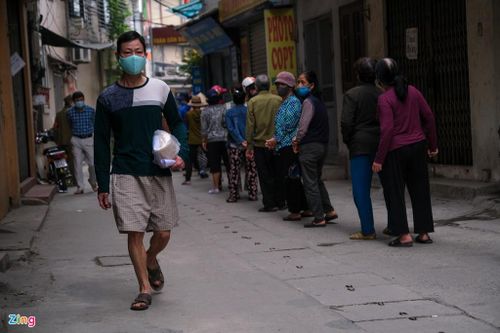  Đây là chương trình ý nghĩa, chung tay góp phần làm ấm lòng người nghèo khó, cùng nhau vượt qua dịch bệnh. 