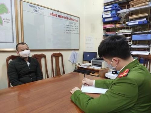Đối tượng Hoàng Tập Y tại cơ quan Công an.