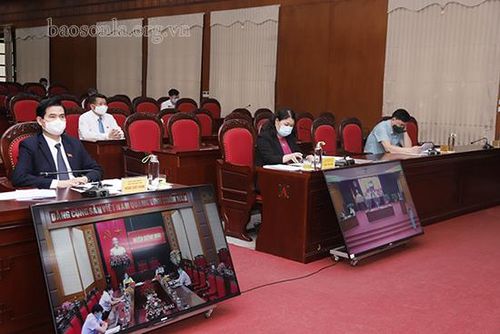 Các đại biểu dự Kỳ họp tại Phòng họp số 2, Trung tâm Hội nghị tỉnh.