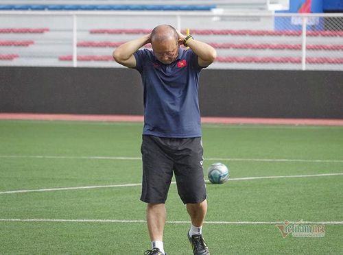đang khiến HLV Park Hang Seo đau đầu