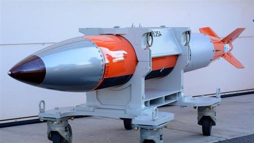  B61-12 lại có độ chính xác cực cao, gấp 3 lần so với các loại bom tiền nhiệm là bom B61-11. 