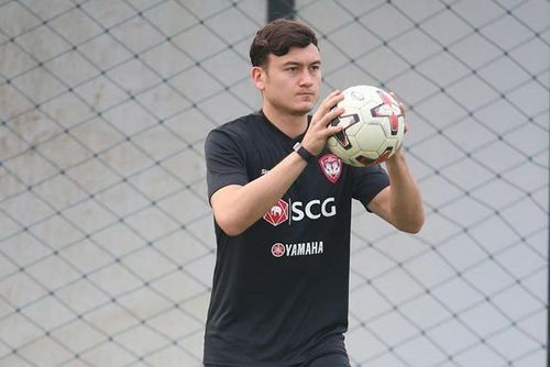 Muangthong United tuyên bố không bán Văn Lâm