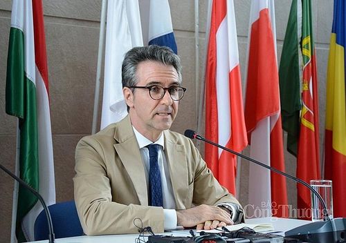 Đại sứ EU tại Việt Nam cho rằng: Hiệp định EVFTA chính là cơ hội nhưng không phải dành cho tất cả mọi người mà cần phải nỗ lực giành cơ hội đó