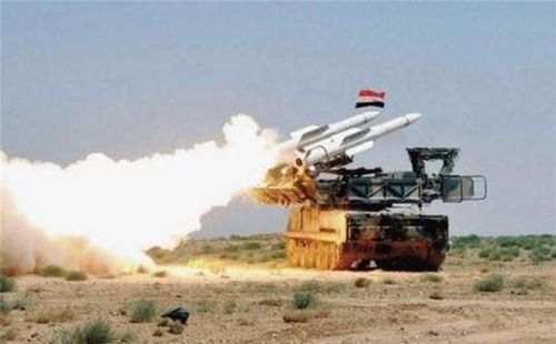  Hồi tháng 4/2020, Israel đã tấn công tên lửa vào một kho vũ khí của Quân đội Syria, nằm giữa các thị trấn Kiswah (Kesweh) và Sahnaya. Tuy nhiên, lực lượng phòng không Syria đã đánh chặn 3 tên lửa của Israel bằng tên lửa Buk-M2E. 